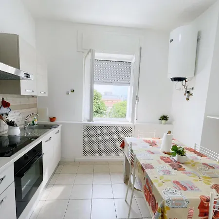 招待所 Confortini Sunday 维罗纳