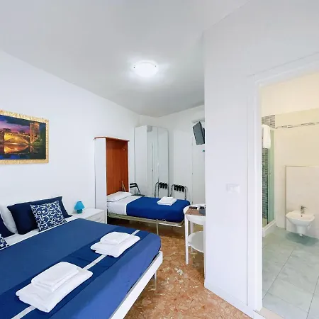 Confortini Sunday 招待所