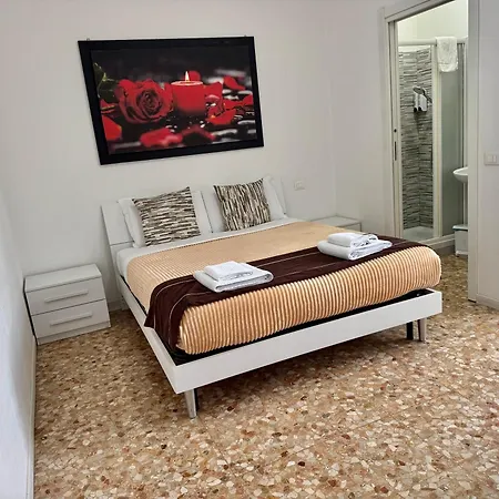 Confortini Sunday 招待所